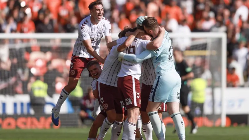 Hearts penaltılarla kazandı