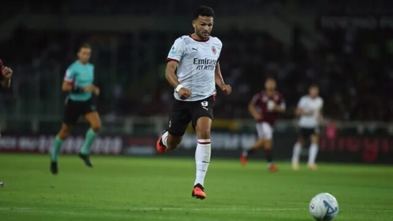 Milan, Venezia'yı 2 golle mağlup etti