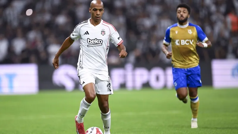 Beşiktaş'ta Joao Mario ile yollar ayrıldı