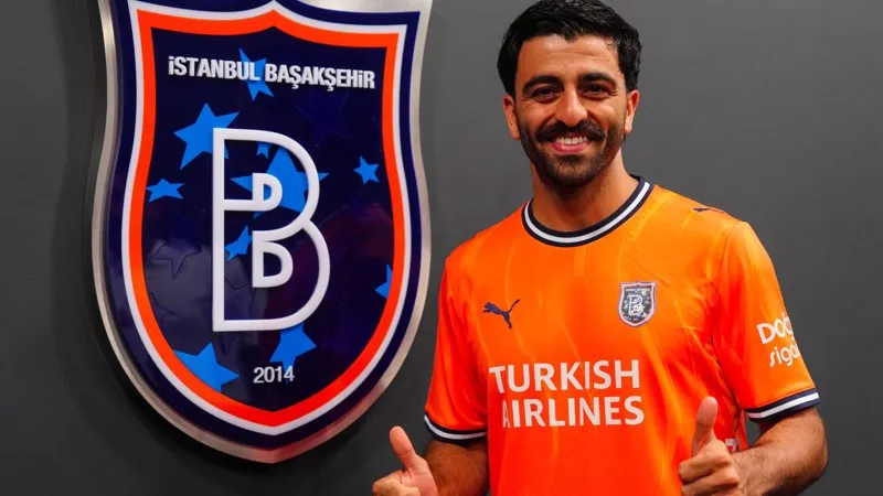 Başakşehir, Umut Bozok’u kadrosuna kattı
