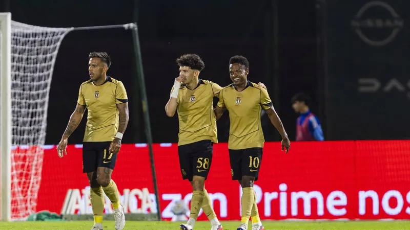 Sporting CP, Nacional'i yendi