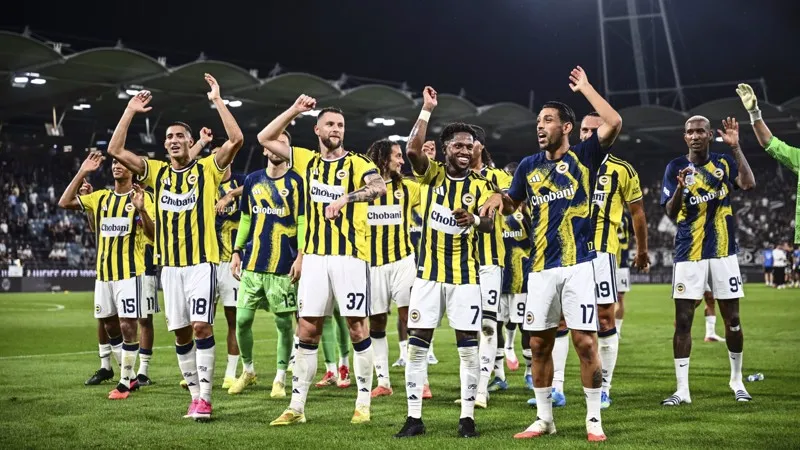 Yazarların F.Bahçe yorumları