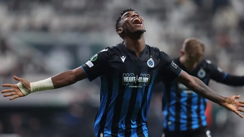 E. Frankfurt, Onyedika'yı duyurdu