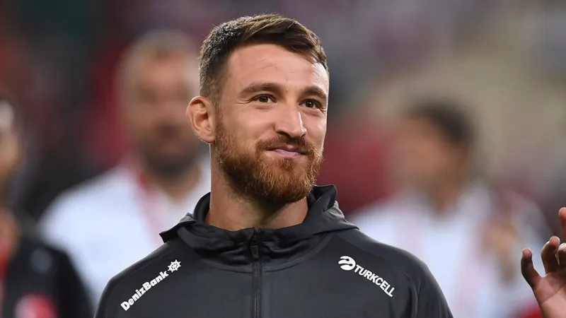 Salih Özcan, Beşiktaş için İstanbul'da