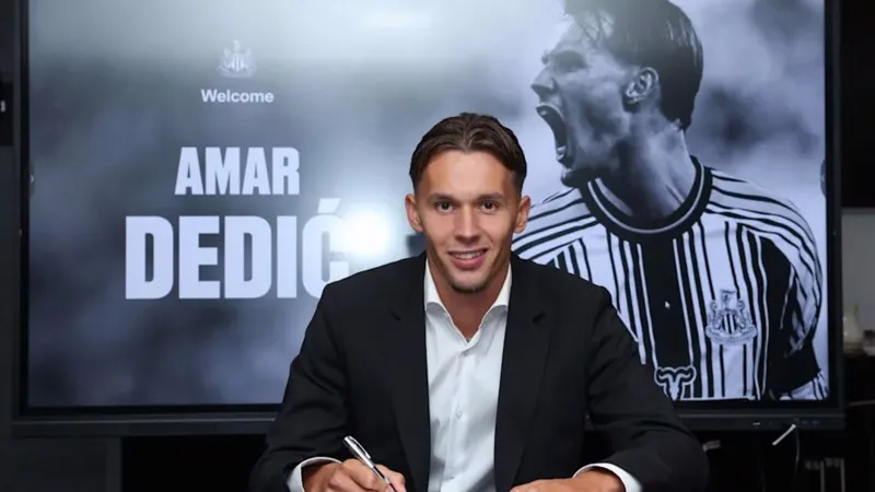 Newcastle, Dedic'i kadrosuna kattı