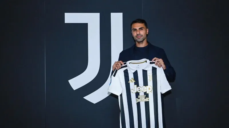 Juventus, Zeki Çelik'i açıkladı