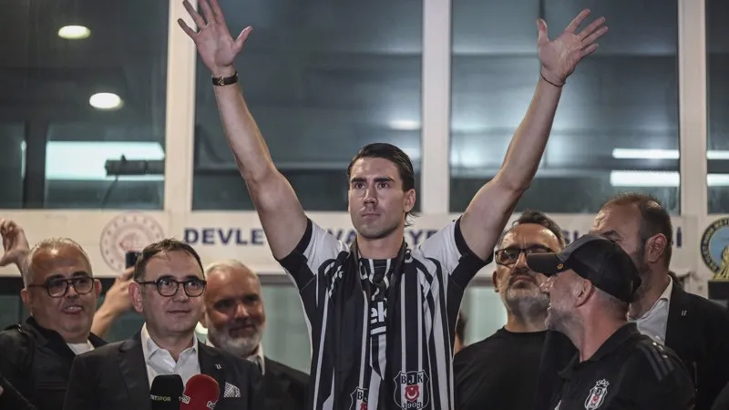 Vlahovic, Beşiktaş için İstanbul'da