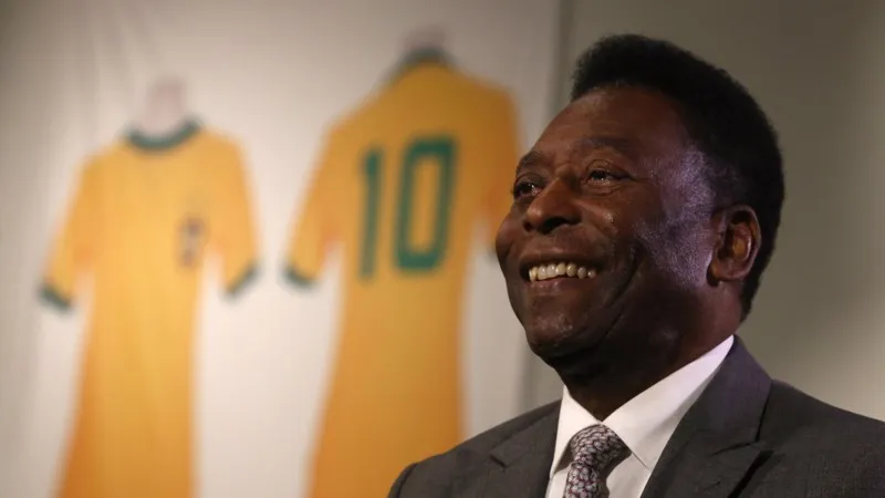 Pele'nin forması rekor fiyata satıldı
