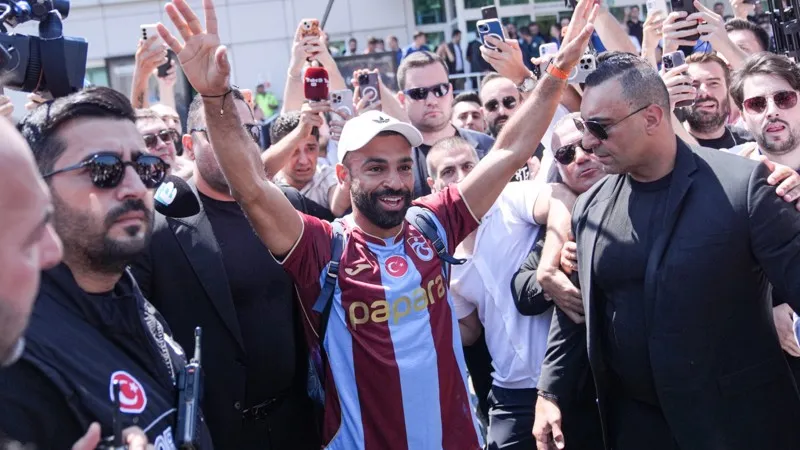 Trabzonspor, Salah'ın geleceği saati açıkladı