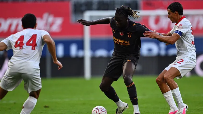 Galatasaray, Monza'ya mağlup