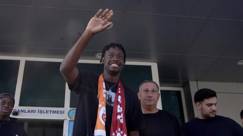 Bitshiabu, Galatasaray'da