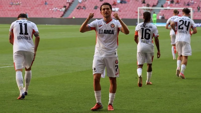 Çorum FK farklı kazandı