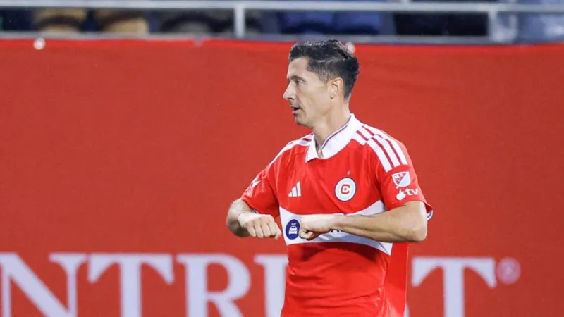 Lewandowski defteri açtı
