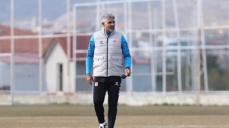 İsmet Taşdemir yeniden Sivasspor'da