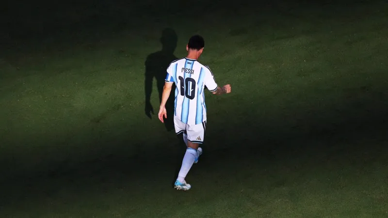 Messi, babasını son yolculuğa uğurladı