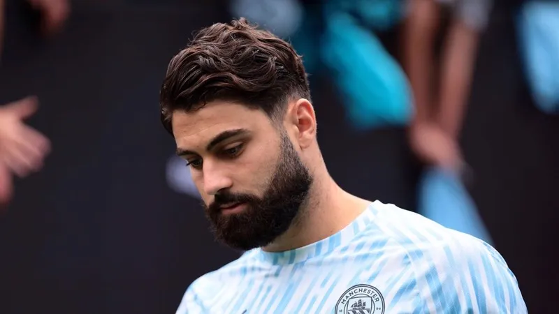 M.City, Gvardiol ile sözleşme uzattı