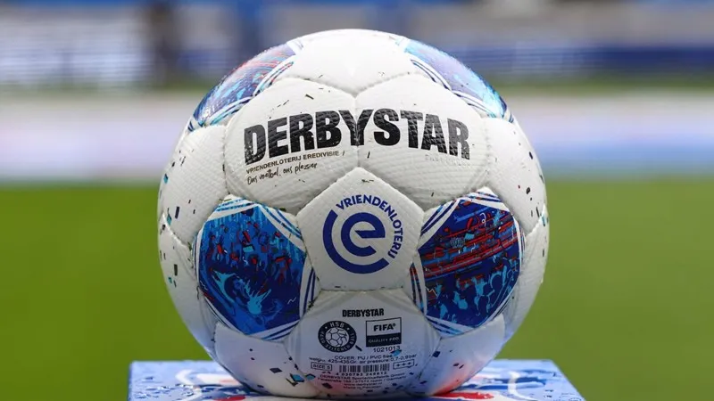 Utrecht - Go Ahead Eagles maçı tatil edildi