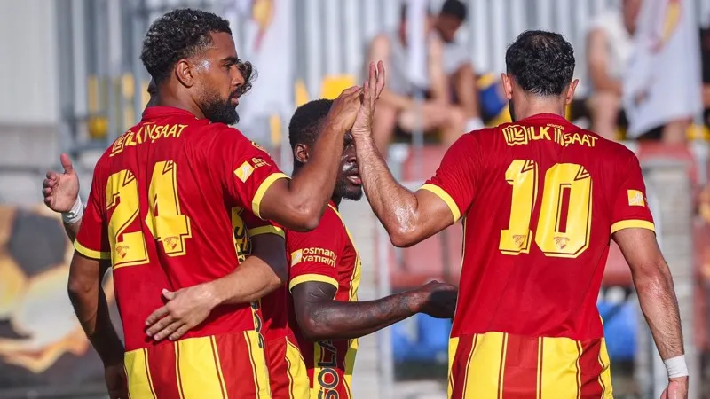 Göztepe, LNZ Cherkasy'yi kolay geçti