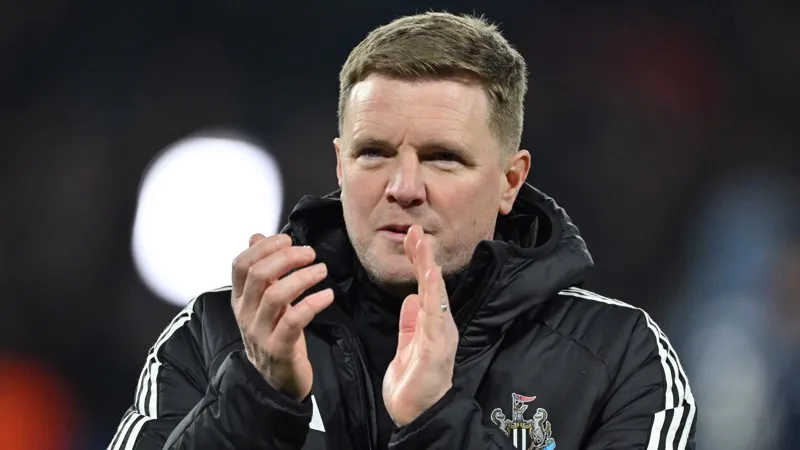 Newcastle'da Howe dönemi sona eriyor