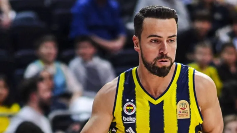 F.Bahçe, Melih Mahmutoğlu ile sözleşme uzattı