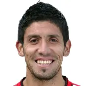 R. González