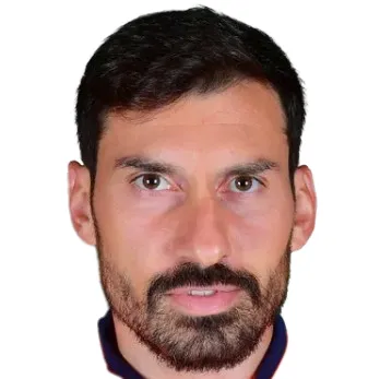 Şener Özbayraklı